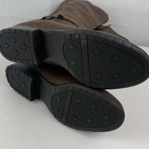 Life Stride soft system brown tall boots - Picture 12 of 15